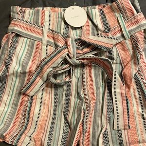 Vici Paper bag Shorts Medium NWT